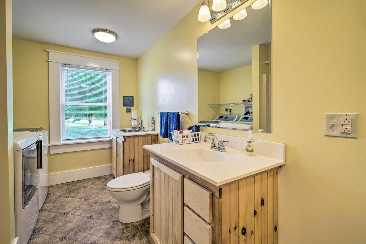 Charming Stanley Home With Yard, 7 Mi To Seneca Lake Geneva Zewnętrze zdjęcie