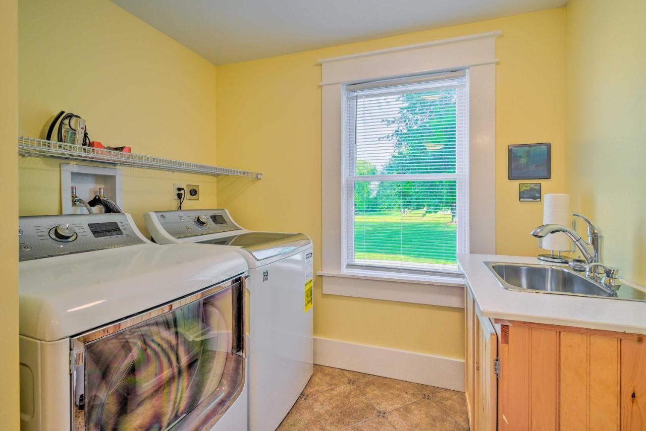 Charming Stanley Home With Yard, 7 Mi To Seneca Lake Geneva Zewnętrze zdjęcie